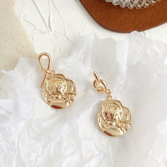 🍒 925 Boho Coin Knot Earrings - Picture 3 of 3